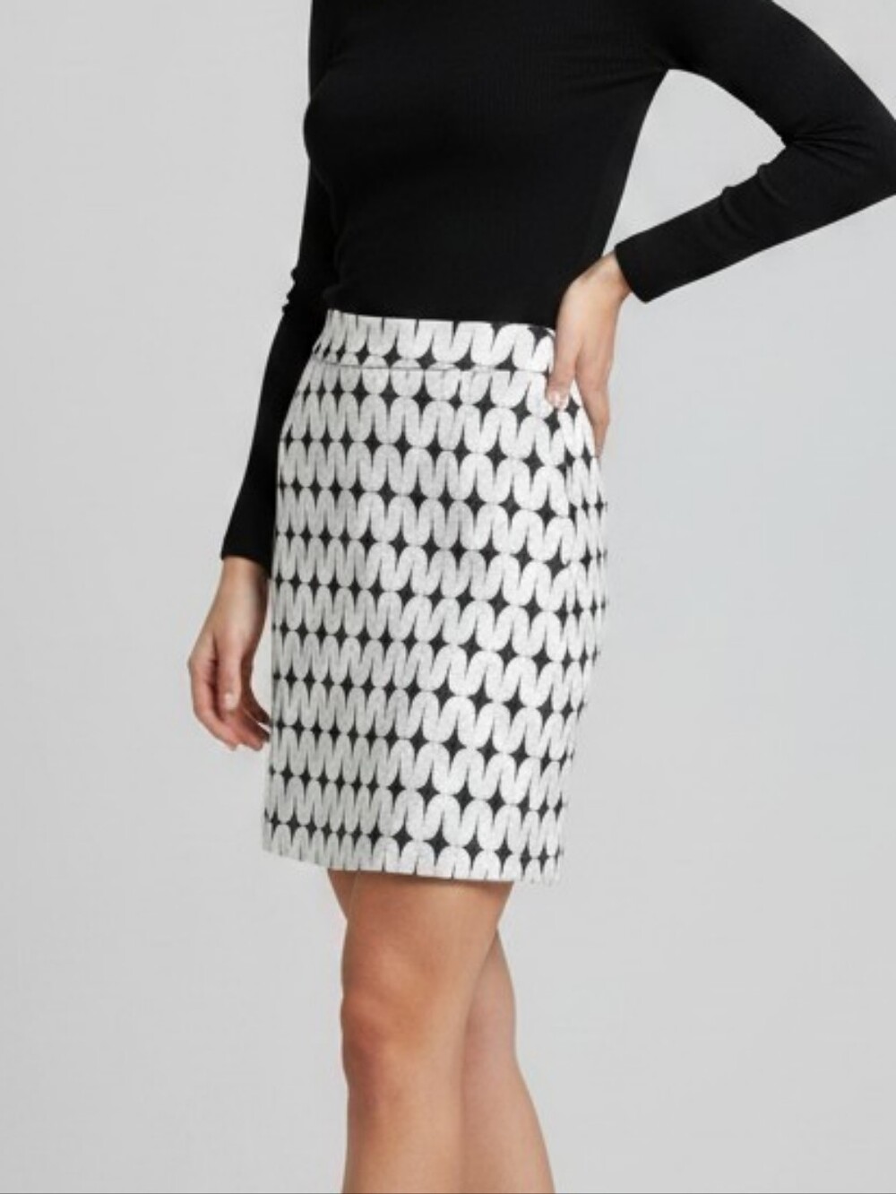 Renee C. Black and White Patterned Pencil Skirt